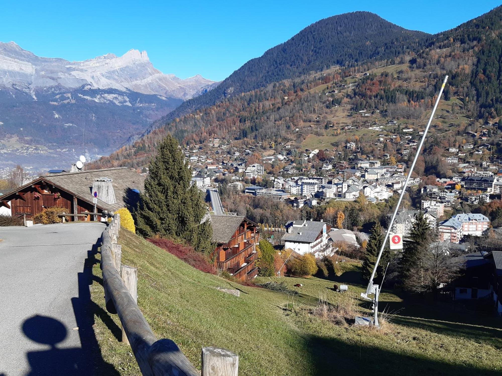 Appartement meublé avec vue sur les montagnes et piscine l'été Saint-Gervais-les-Bains Exterior foto